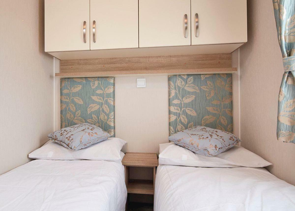 Chesil Vista 4*